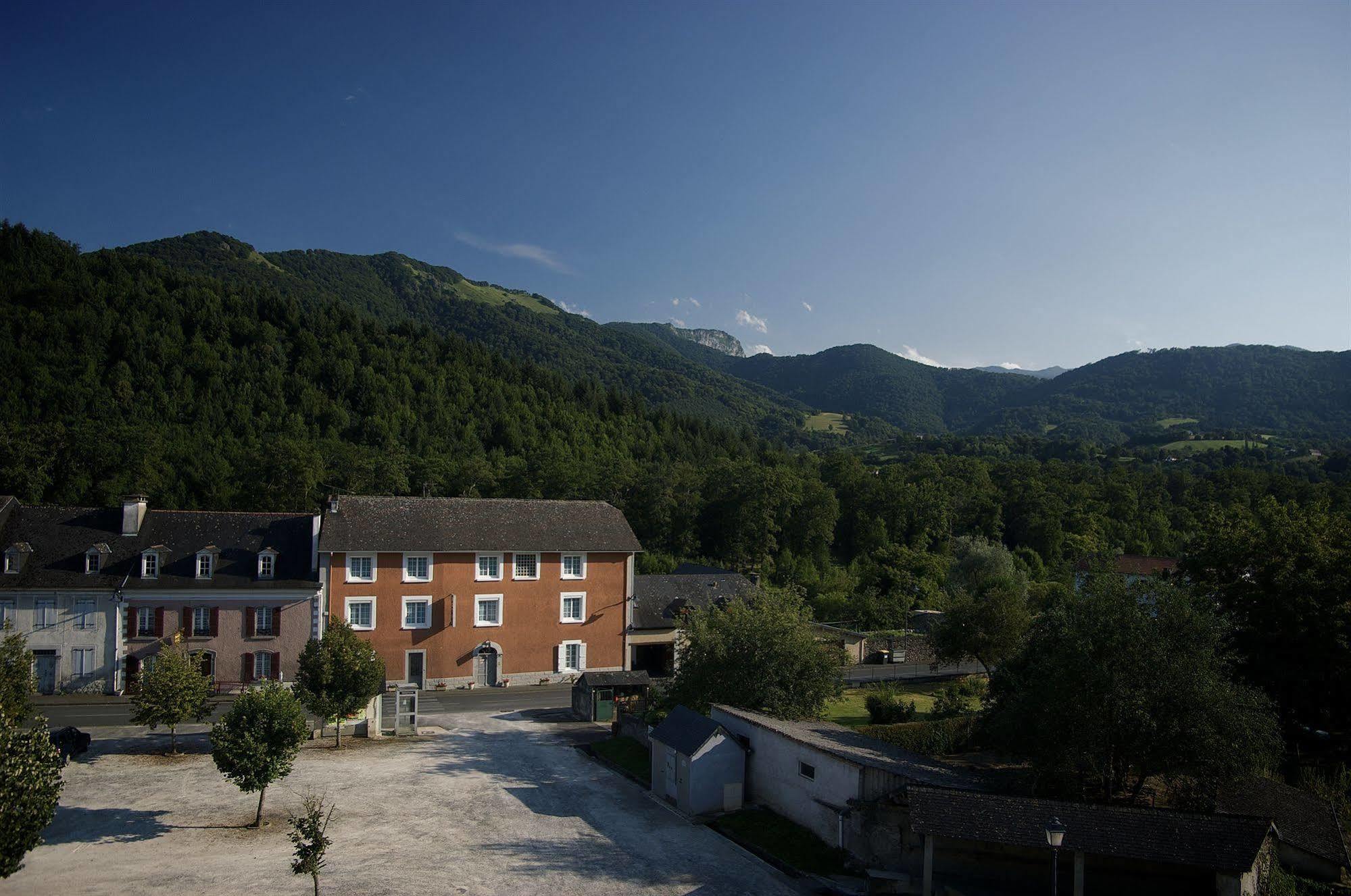 Hotel Ladagnous Peyrouse 외부 사진